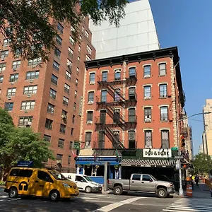 Carlton Arms 2*, New York USA